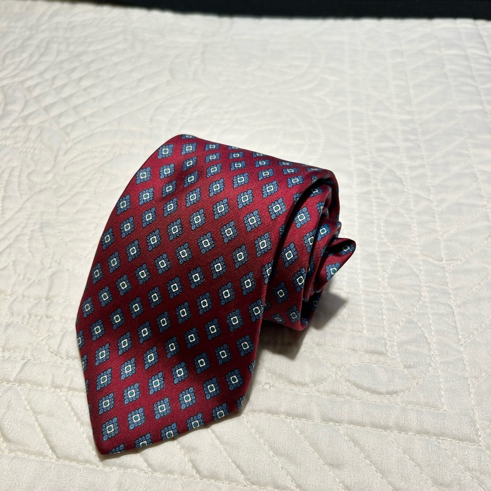 Christian Dior Red Silk Tie with Blue Diamonds 3.5” Wide 100% Silk Made in Italy